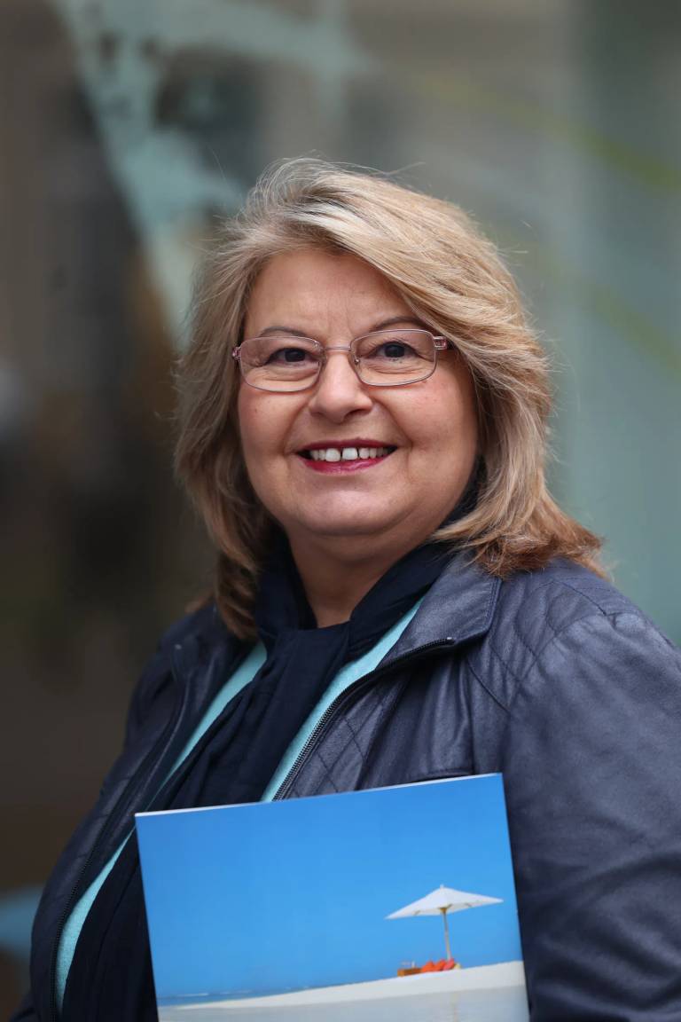 Mitarbeiter Alexandra Naumi